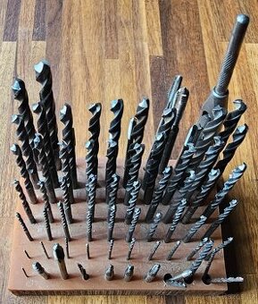 Sada vrtáků Ø 1,0-6,0mm a Ø 6,5mm, závitníky M3, M4, M5, M6