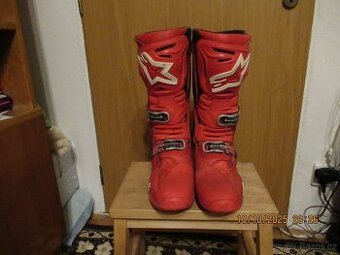 ALPINESTARS TECH 10 vel.43 nejvyší řada za pár korun