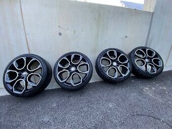 Alu kola extreme octavia rs r19