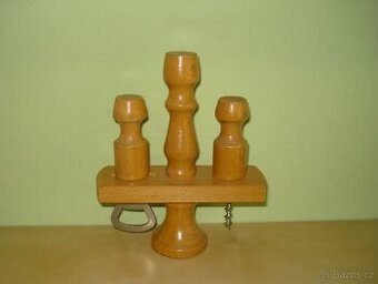 Retro sada, vývrtka a otvírák