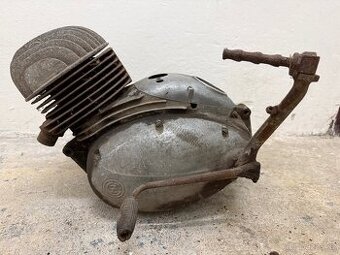 Motor ČZ 150