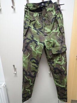 KALHOTY MASKÁČOVÉ NOVÉ NENOŠENÉ