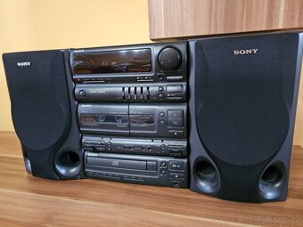 HIFI VĚŽ SONY - Mini Hi-Fi systém MHC-550 Výkon 2x80W DO