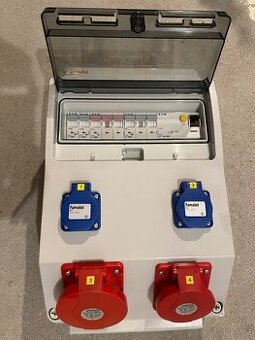 Zásuvkový rozvaděč