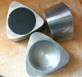 Svícen, podložka na velkou svíčku nerez 3 ks