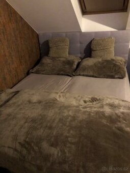 Manželská postel 160-200