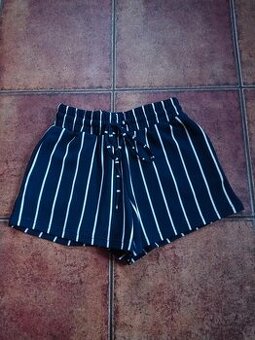 Dámské kraťasy zn. Reserved vel. S