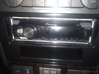 autorádio Pioneer