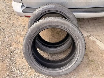 Zimní Pneu Continental 235/45 r18