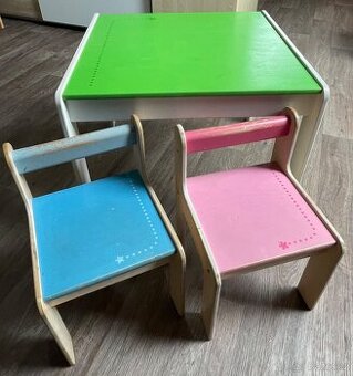 Haba - dětský stoleček a dvě židličky