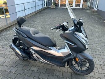 Honda Forza 300 2019 - 1