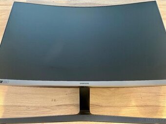 27" Samsung Odyssey - zakřivený