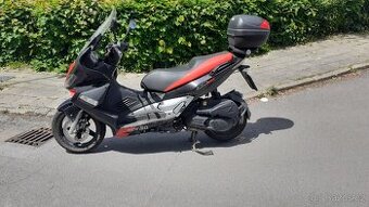 Aprilia SR Max 125