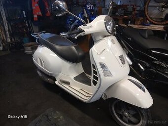 Vespa GTS 300 Super 2010