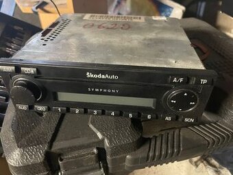Škoda Superb 1 rádio