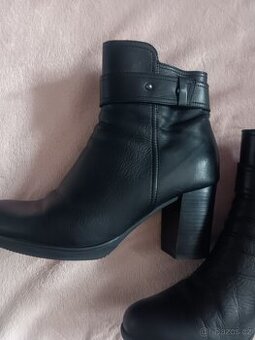 Lasocki kozačky na podpatku vel.40