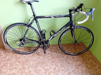 Prodám silniční kolo