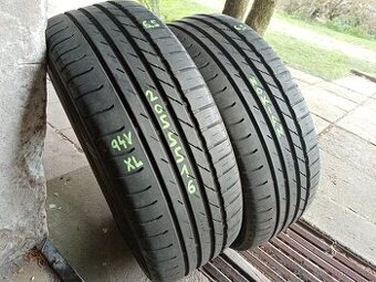 Letní pneu 2kusy 205/55/16 vzorek 85% NOKIAN - dobírka