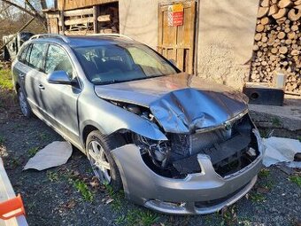 Škoda superb Combi Ambition 1,8tsi 118kw nove v Čr.