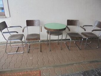 Chromovaná křesla 4x kusy + stůl Funkcionalismus