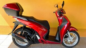 Honda SH 125i / po 1.maj. / jak nový / 2014 / ABS, serviska