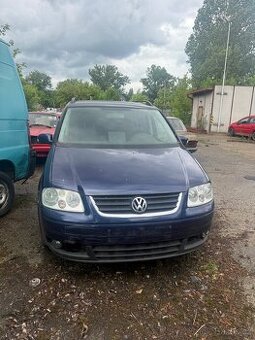 Prodám náhradní díly na Volkswagen Touran 1 předfacelift