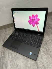 Notebook Dell - i5, SSD disk, 15.6”, FullHD