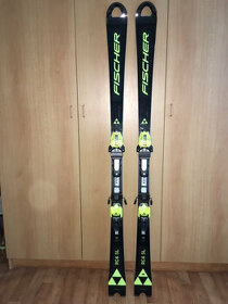 Prodám závodní slalomové lyže Fischer RC4 SL - 165 cm - 1