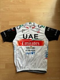 Cyklistický dres UAE emirates