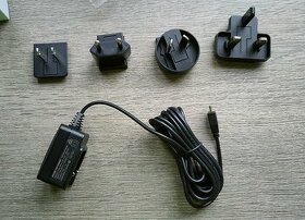 Prodám 2x napájecí adaptér na micro USB s 2,5m kabelem
