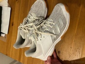 Adidas vel 37 sálové boty