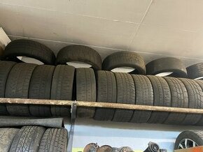 Rally slick pneu R18