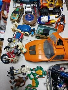 Staré hračky, autíčka