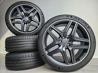 Orig. Mercedes AMG - Letní 255/40/20 - Zánovní