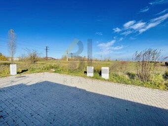 Prodej stavebního pozemku 2015m2, Hodonín