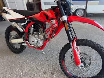 Prodam enduro SWM 300RS s SPZ