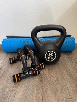 Set na domácí cvičení - kettlebell, bradla, podložka