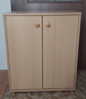 Skříňka (SPĚCHÁ)