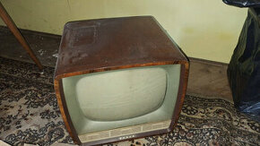 Stará televize TESLA 4106 - retro - 1