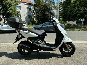 PRODÁNO, PRODÁM SKÚTR YAMAHA NEOS 4, JAKO NOVÝ - 1