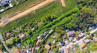 Pozemek určený k výstavbě RD ve Škvorci