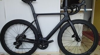 silniční karbonové kolo s elektronickým  radením - 1