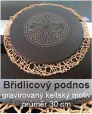 Břidlicový talíř gravírovaný keltským motivem