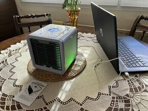 USB ochlazovač a zvlhčovač vzduchu + kabel
