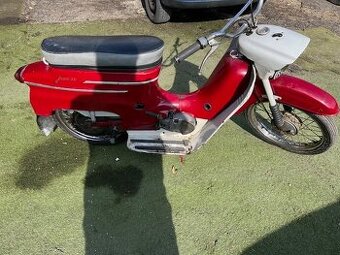 jawa pionýr