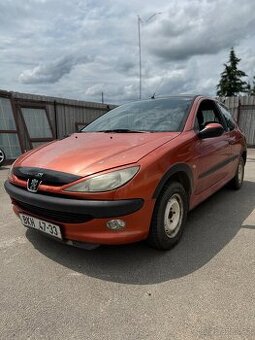Peugeot 206 1.4 benzín – na opravu nebo na ND + sada kol