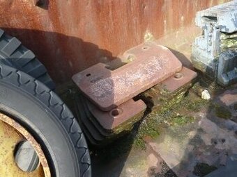 závaží na traktor zetor, přední na zetor