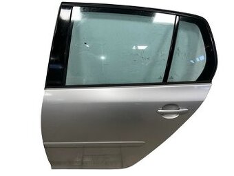 Levé zadní dveře stříbrná LA7W VW Golf 5 hatchback r.v. 2006