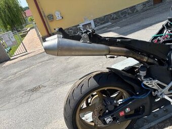 Ladene vyfuky Leo Vince na Yamaha R1 07-08 - 1
