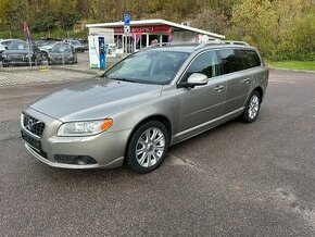 Volvo V70 D5 151kw AWD 4x4 2009 naj.227Tkm Full SUMMUM